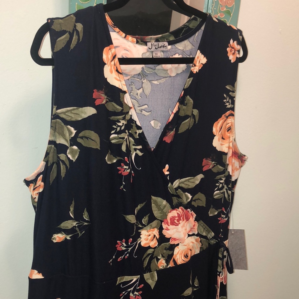 Floral navy faux wrap dress NWT